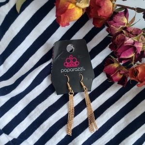 NEW Paparazzi Gold Dangle Chain Earrings